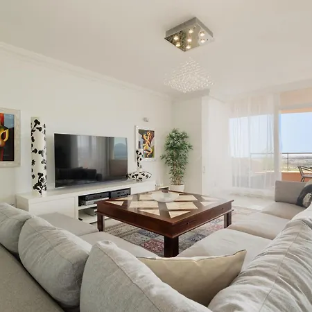 4 Bedroom With Jacuzzi And Terrace With Panoramic Sea Views, In Nueva Andalucia, Apartment Marbella