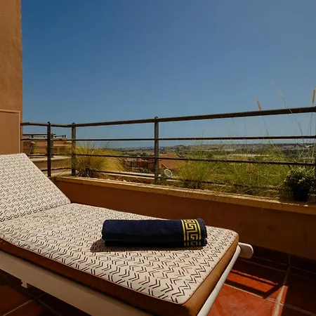 4 Bedroom With Jacuzzi And Terrace With Panoramic Sea Views, In Nueva Andalucia,