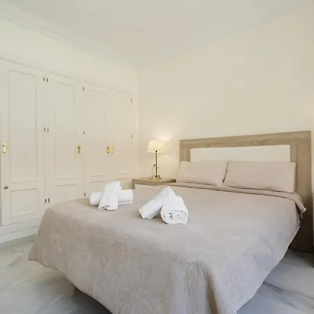 4 Bedroom With Jacuzzi And Terrace With Panoramic Sea Views, In Nueva Andalucia, Apartment Marbella