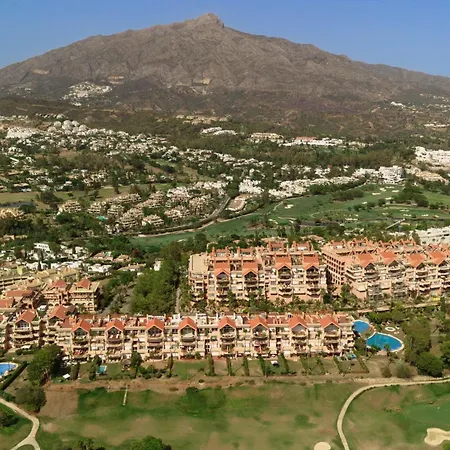4 Bedroom With Jacuzzi And Terrace With Panoramic Sea Views, In Nueva Andalucia, Apartment